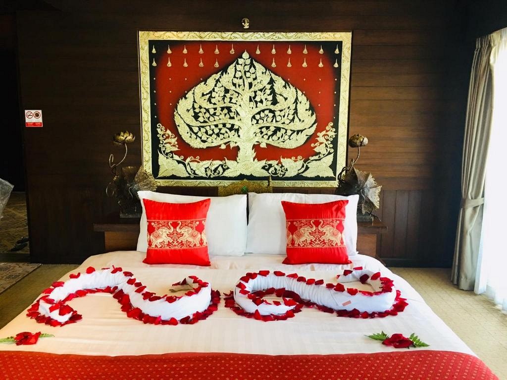 Honeymoon Lanna