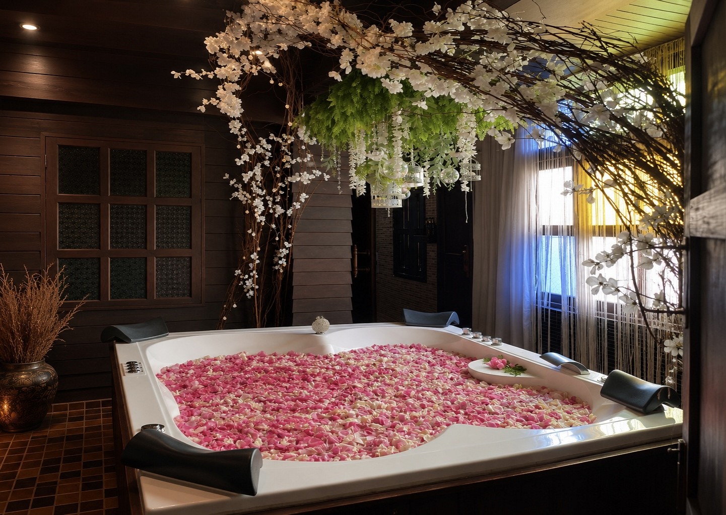 Honeymoon Nakara Suite with Balcony