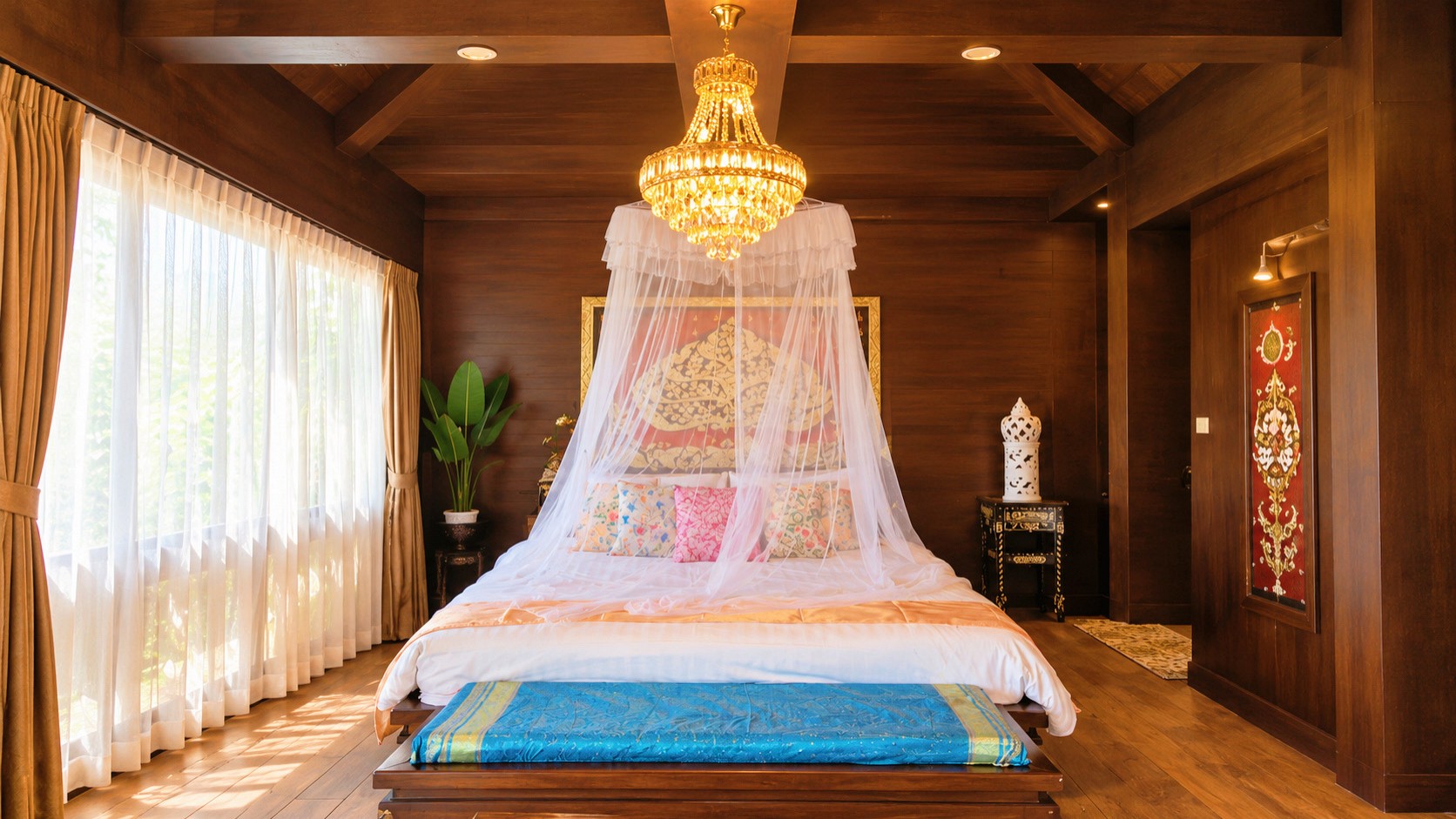 Montra Sky Roof Masterpiece Suite